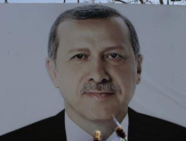 Corriere della Sera: «Όπως και να λήξει η αναμέτρηση του δημοψηφίσματος, πρέπει να σταματήσουμε τον Ερντογάν»